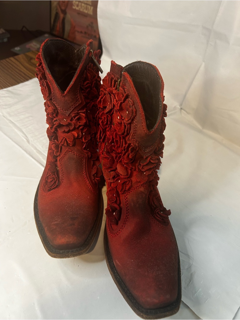 LIBERTY Women's Red Floral Suede Ankle Boots MADE IN MEXICO Size 8.5 - Picture 5 of 16